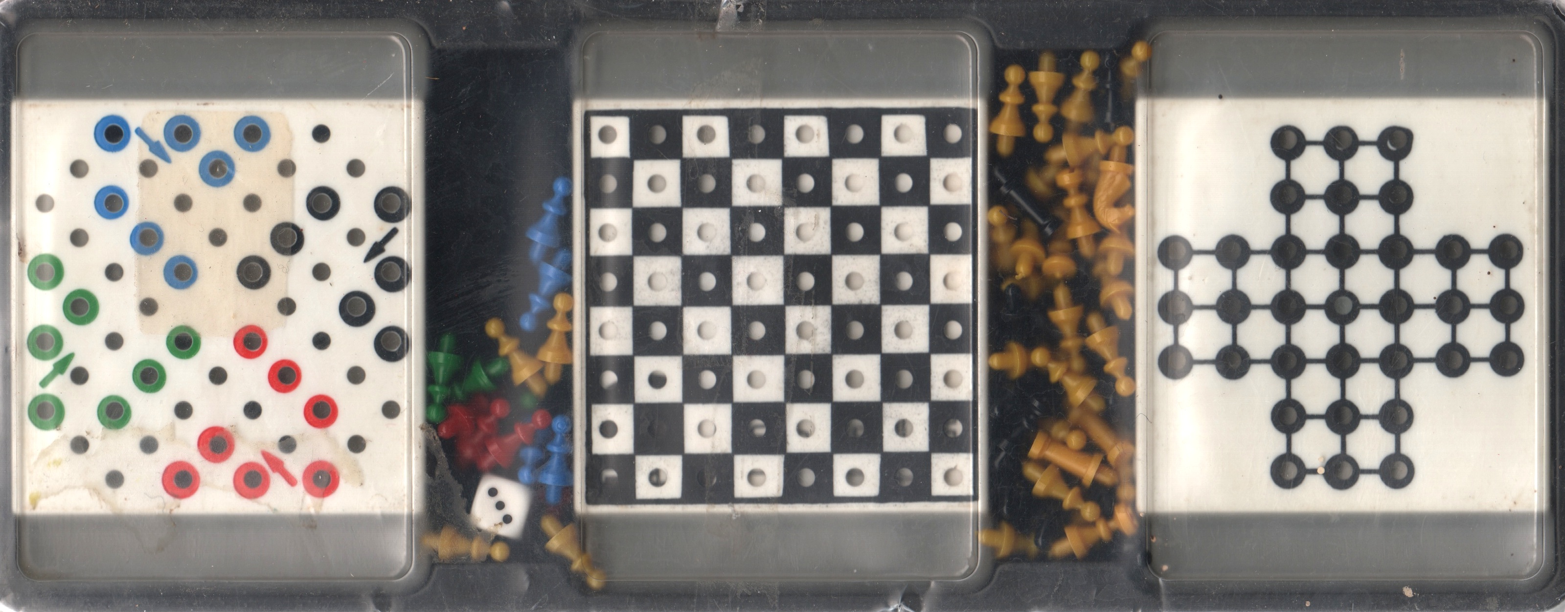 Spellentrio Solitaire, Checkers en Ludo